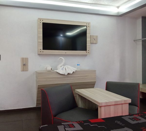 mesa y tv